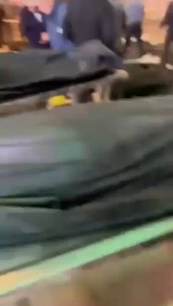 WZ4EhJaM5YB ZzCt.jpg