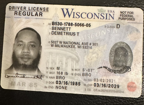 Demetrius T Bennett license image.jpg