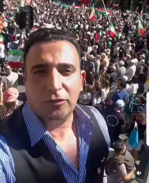 9BqZm vVc9 Ak45y.jpg