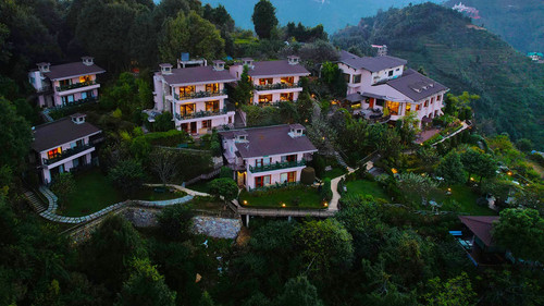 Kanatal Resorts.jpg