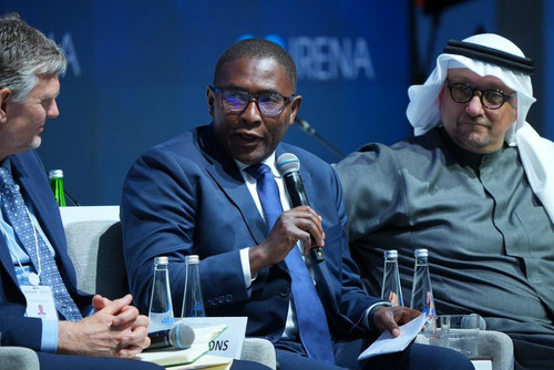 G XryeGakAEVcDe?format=jpg.jpg