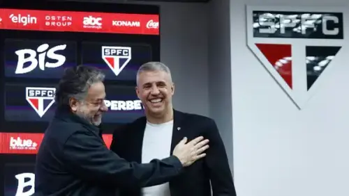 Crespo reage à crise política no São Paulo e afirma: "O clube não morreu" em meio a desafios