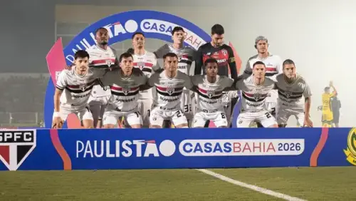 Torcida do São Paulo reage à derrota para o Mirassol e aponta culpados com ironia: "Parabéns