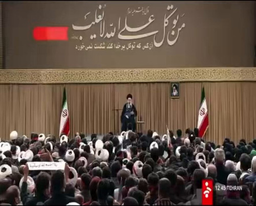 xuixEc1I0 ZFUJww.jpg