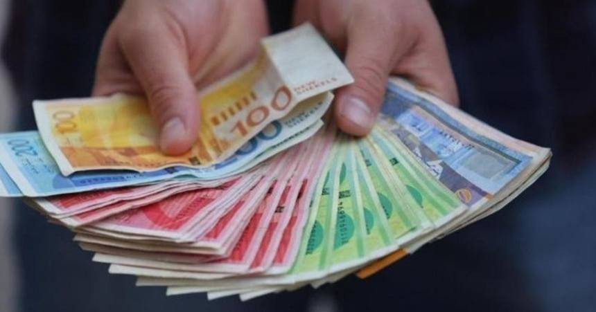 الخبير المالي مؤيد عفانة: أعتقد أن الإعلان عن الراتب ونسبته سيحدث خلال الأيام القليلة القادمة، ومن المتوقع أن يكون مشابهًا للأشهر السابقة....