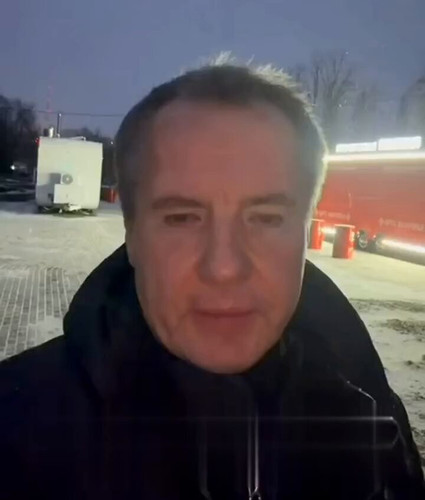 4ahiNvhvllkk 6c .jpg