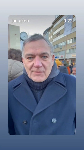 HyKOOyeue ua 9nY.jpg