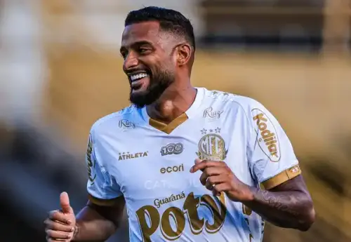 Lei do ex : São Paulo reencontra Reinaldo na estreia do Paulistão