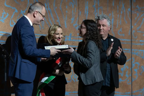 615045688 1469839695148835 4360444661913918168 n.jpg?stp=dst jpg s590x590 tt6& nc cat=101& nc cb=99b.jpg