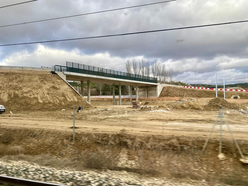 WhatsApp Image 2026 01 12 at 16.10.54 (6).jpg