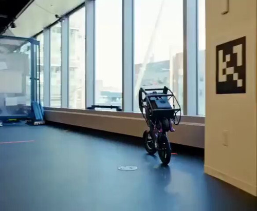 0a9Bl7dCc a8KrjT.jpg