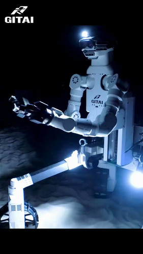 jARJrPUn4faWqAm .jpg