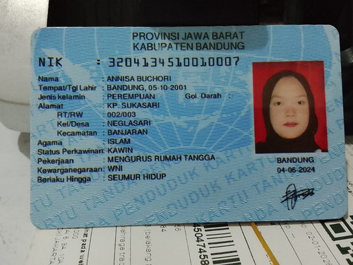 KTP ANISA.jpg