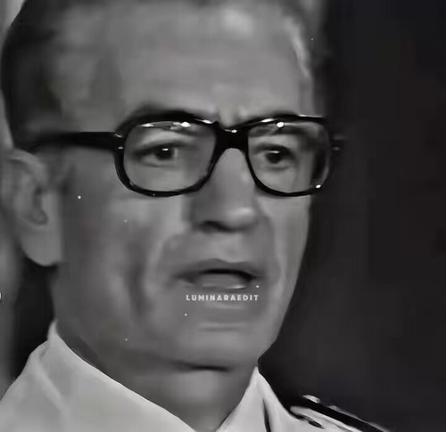 ES4lC1EL2h4ldINi.jpg