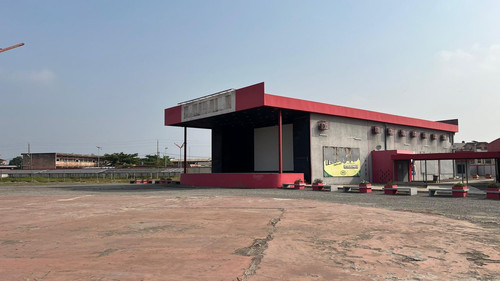 MAJESTIC WOLOGUEDE.jpg