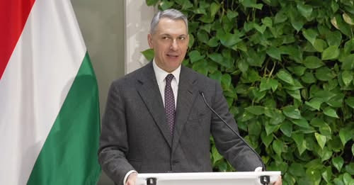 1855282572471893585?url=https%3A%2F%2Fassets.4cdn.hu%2Fkraken%2F8I9Wsqhl0OTtEx8qs lg.png&fb obo=1&ut.jpg