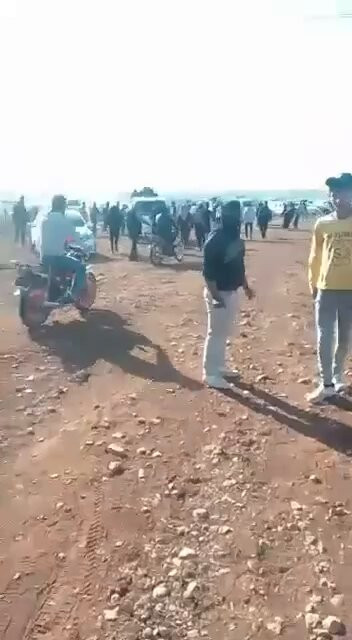 HIZQNRov8Hh NOOM.jpg