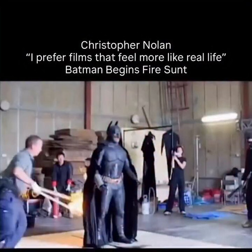 aie D18fhBg8deEn.jpg