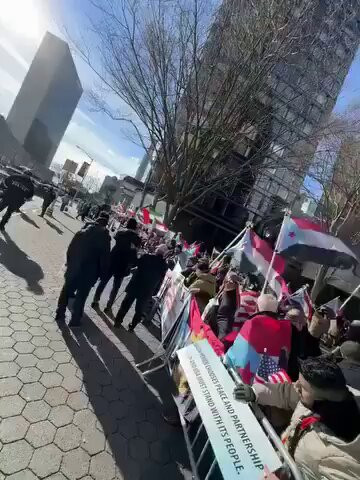 plxisC0pgHmtbWaA.jpg