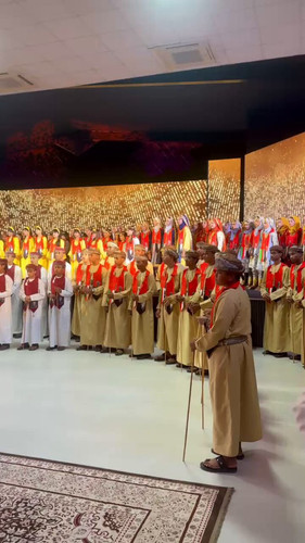 5VSnxW0 7zpyoUhm.jpg