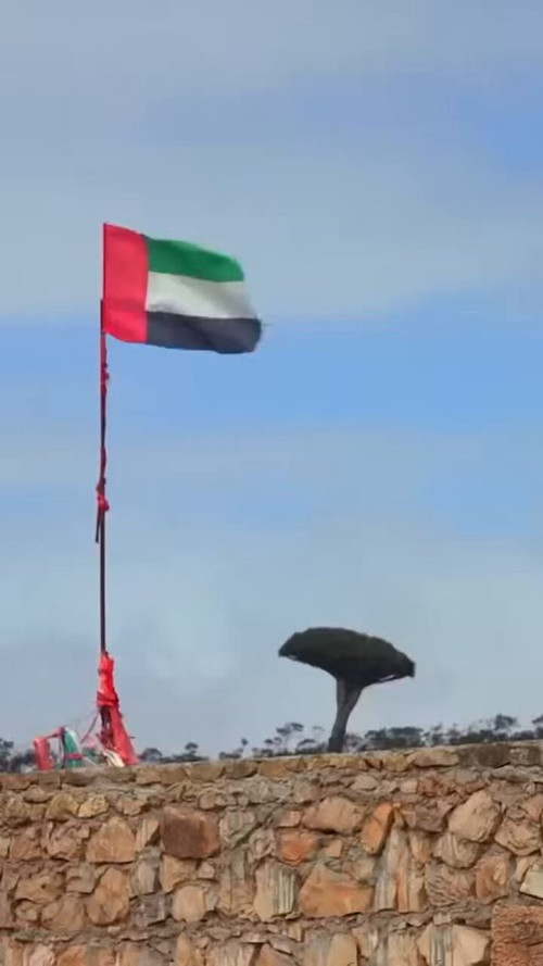 hIx cKBSGqS8qO6S.jpg