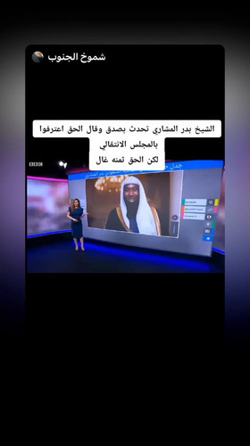 akjKwUwF5aLYE4vm.jpg
