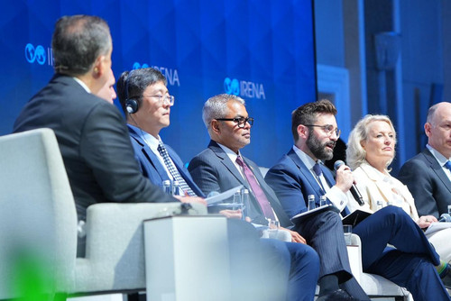 G cqjPjboAAAoMQ?format=jpg.jpg