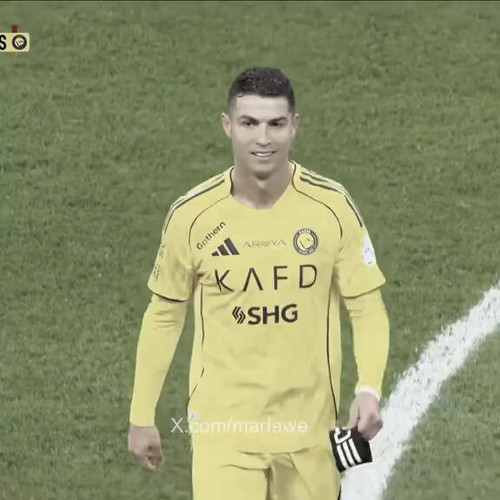 Cl NMfTQ4lANBX7h.jpg