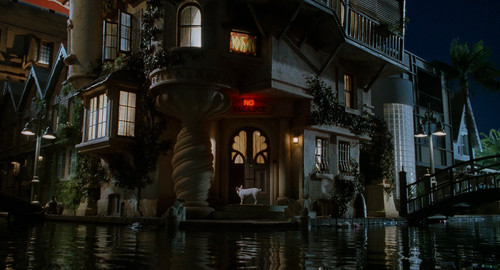 Babe Pig.in.the.City.1998.2160p.UHD.BluRay.CZ EN.DTS HD.MA5.1.DoVi.HDR.x265 E.mkv 20260111 105657.24