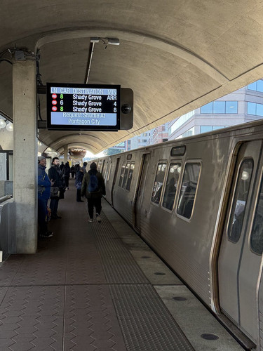 G ZBlwkWYAAHlgX?format=jpg.jpg