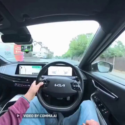  0M4yEE5UiDvakug.jpg