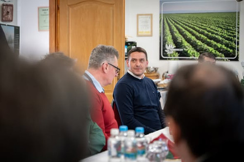 614818876 1767102094351477 9032296241974621913 n.jpg?stp=dst jpg s590x590 tt6& nc cat=111&ccb=1 7& n.jpg