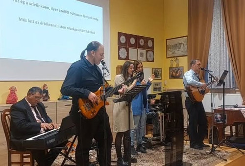 615340683 1310515094442656 5243581549912989152 n.jpg?stp=dst jpg s590x590 tt6& nc cat=107&ccb=1 7& n.jpg