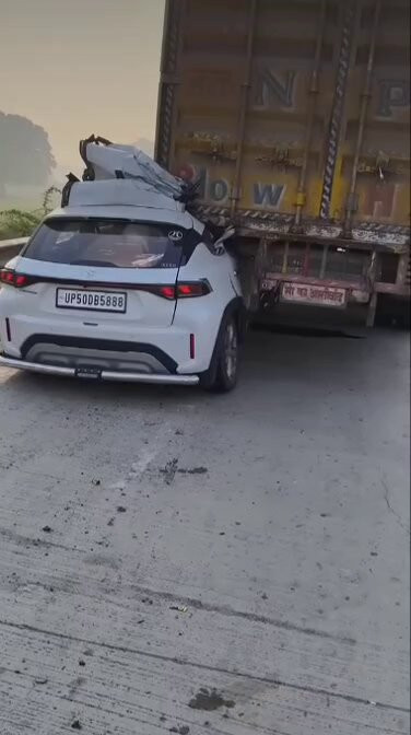 3hEULskPm5kviIC .jpg