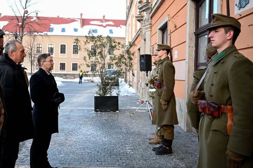 615832512 925560516477668 3306364664534970754 n.jpg?stp=dst jpg s590x590 tt6& nc cat=110& nc cb=99be.jpg