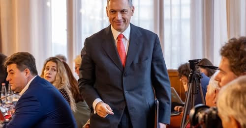 615292640 811765961894800 5925874213252236293 n.jpg?stp=c0.5x0.5f dst jpg flffffff p500x261 q75 tt6&.jpg