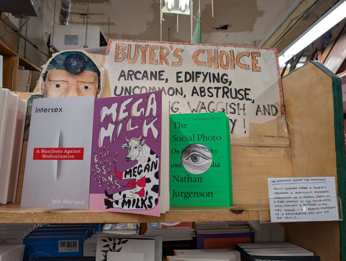 G Z8gwBbAAAt4vR?format=jpg.jpg