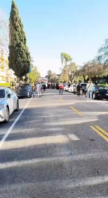 XqMIxmhKUA3cwHj .jpg