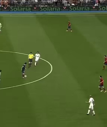 ytS6HgjR JycSBwX.jpg