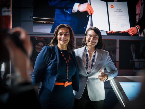 615058562 1295903255676765 3186020367126264418 n.jpg?stp=dst jpg s590x590 tt6& nc cat=109& nc cb=99b.jpg