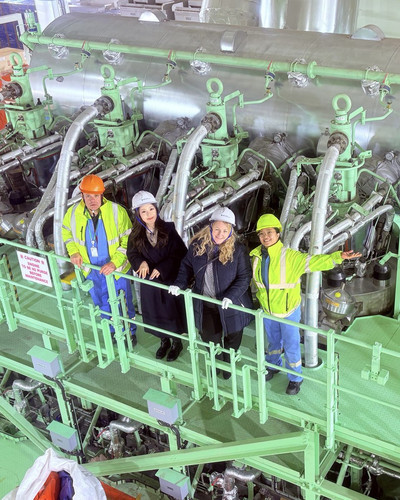 G c6oKBWsAAdHmZ?format=jpg.jpg