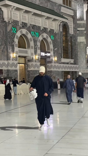 v1FWmagChB QbdkH.jpg