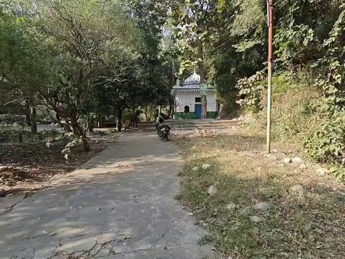 uKF05d nJ2aACkbz.jpg