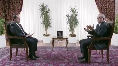 ZnWNVBlLARI YjZb.jpg