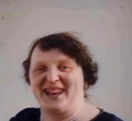 F2ZEom8SEe3dS KL.jpg