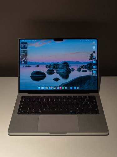 G dZM8ZbMAArceK?format=jpg.jpg