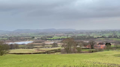 nwXYA91UxK jYiHo.jpg