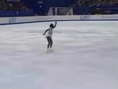 ikBIIVebsVHcz QA.jpg