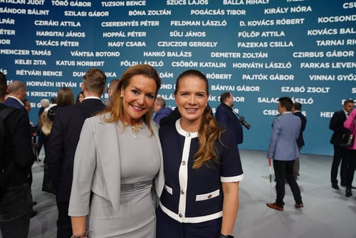 615212560 1452172216919701 5033961325850550321 n.jpg?stp=dst jpg s590x590 tt6& nc cat=107& nc cb=99b.jpg