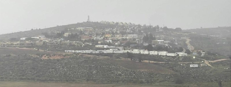 صورة | إقامة دفعة جديدة من الوحدات الاستيطانية في مستوطنة "رحاليم" المقامة على أراضي عدد من البلدات، جنوب شرق نابلس....